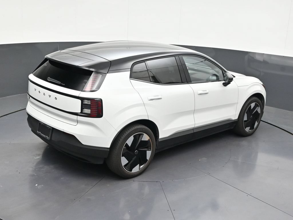 Certified 2025 Volvo EX30 Plus AWD/4WD image 19