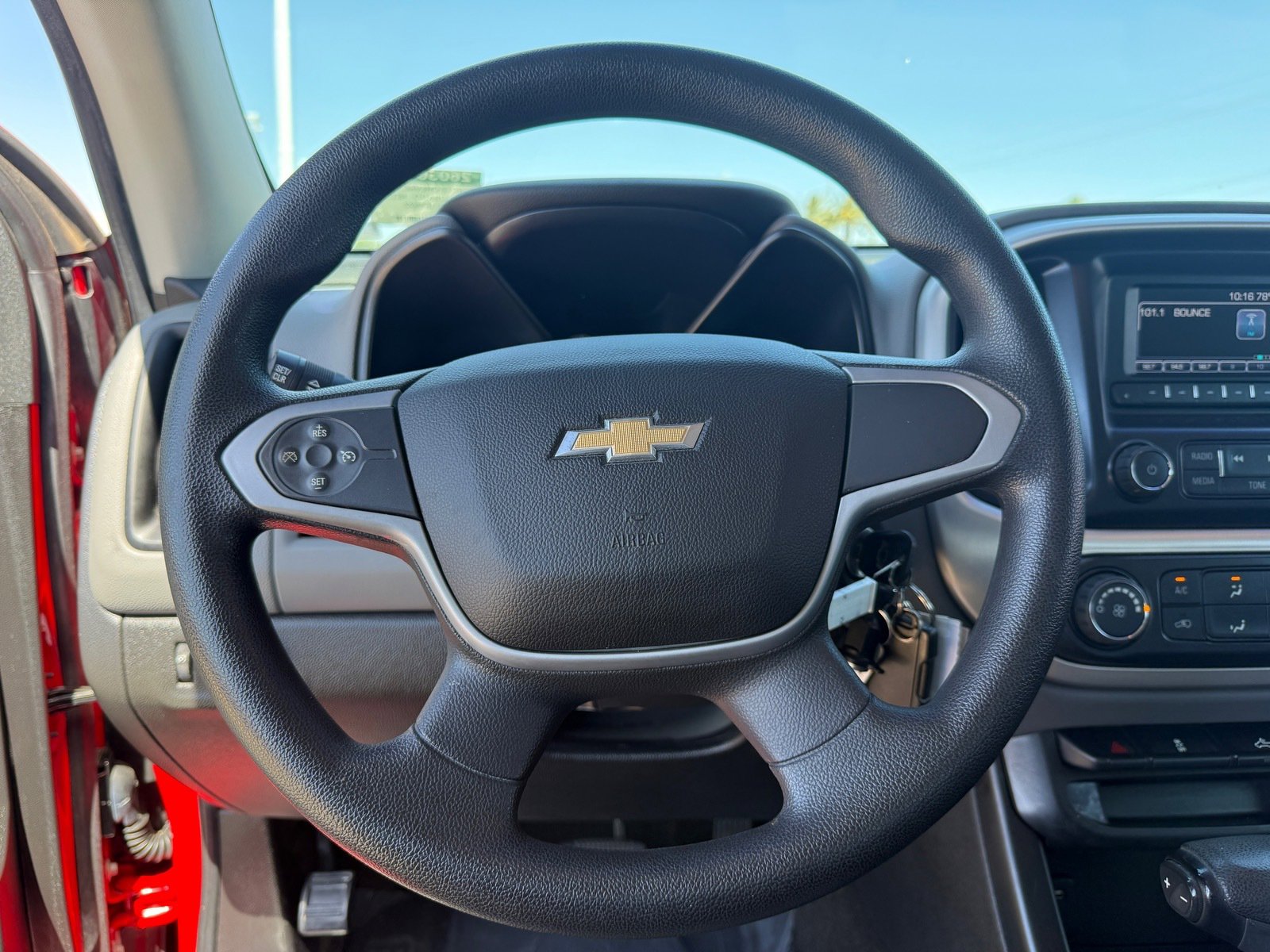 Used 2017 Chevrolet Colorado W/T w/ WT Convenience Package RWD image 13