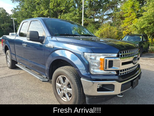Used 2018 Ford F150 XLT w/ Equipment Group 302A Luxury AWD/4WD image 11