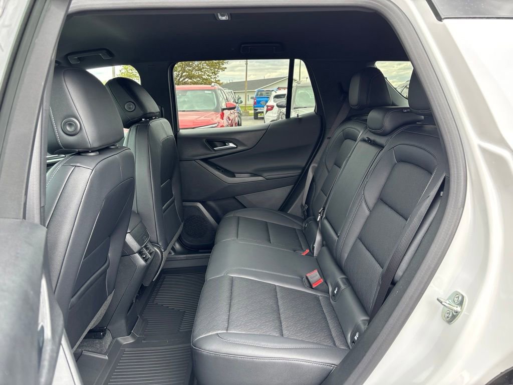 New 2026 Chevrolet Equinox LT w/ Convenience Package II AWD/4WD image 10