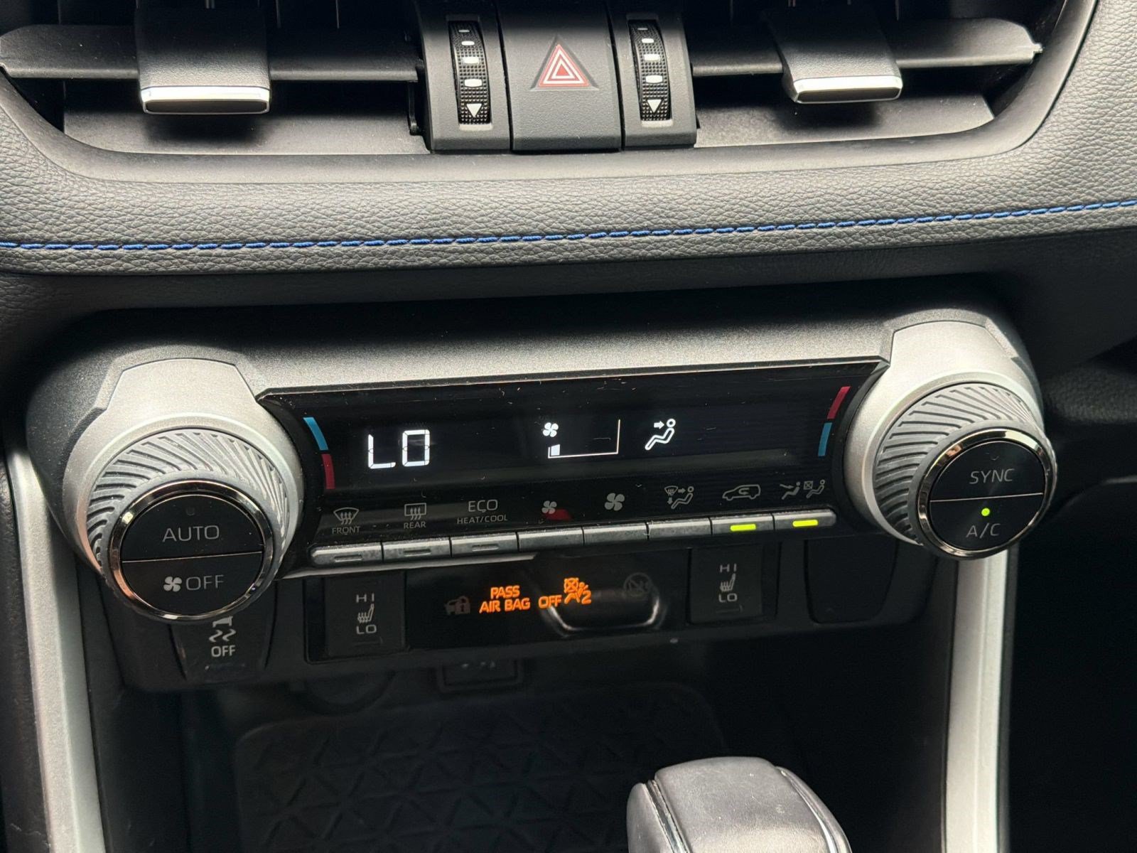 Used 2023 Toyota RAV4 XSE AWD/4WD image 20