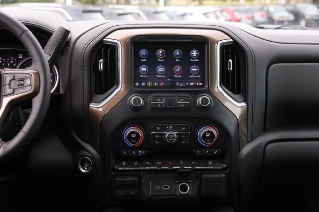 Used 2022 Chevrolet Silverado 3500 High Country w/ Z71 Off-Road Package AWD/4WD image 27