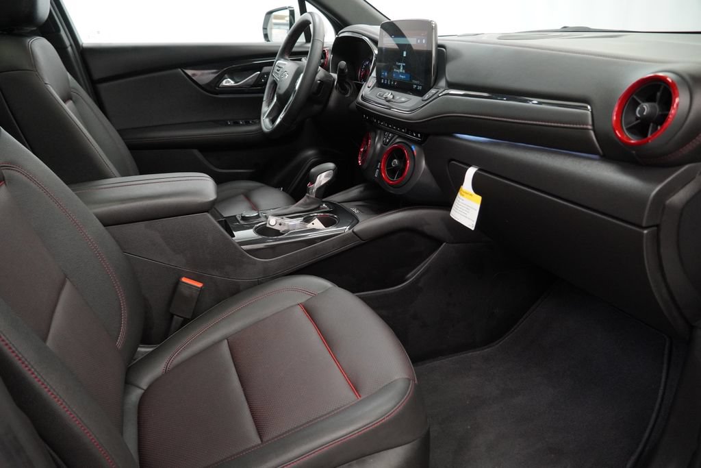 Used 2024 Chevrolet Blazer RS w/ Driver Confidence II Package AWD/4WD image 32