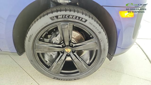 Used 2024 Porsche Macan image 55
