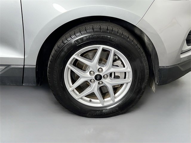Used 2024 Ford Edge SEL image 36