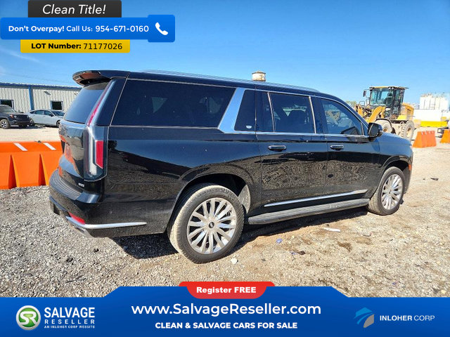 Used 2023 Cadillac Escalade ESV Premium Luxury AWD/4WD image 4