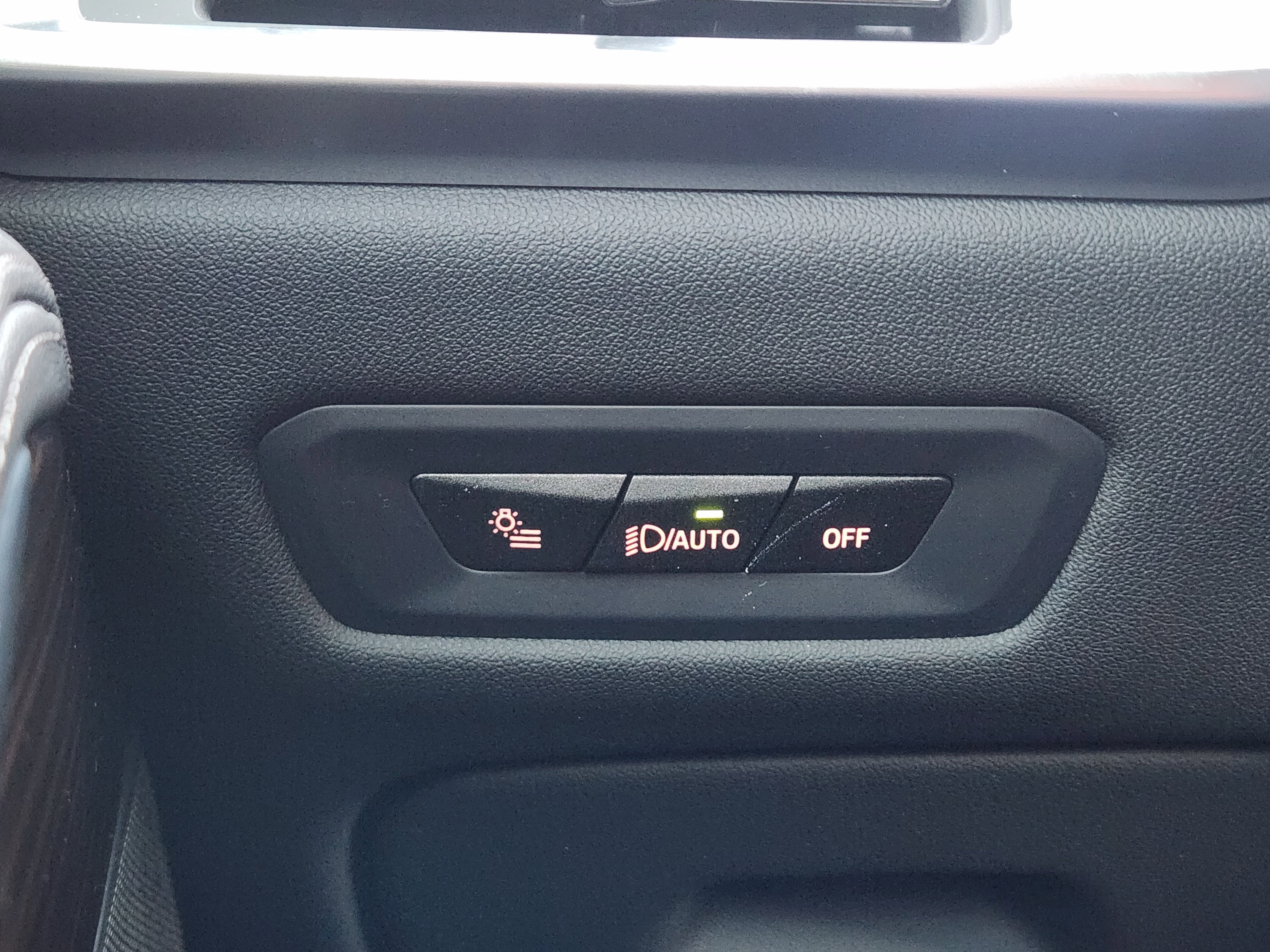 Used 2024 BMW X5 xDrive50e image 24