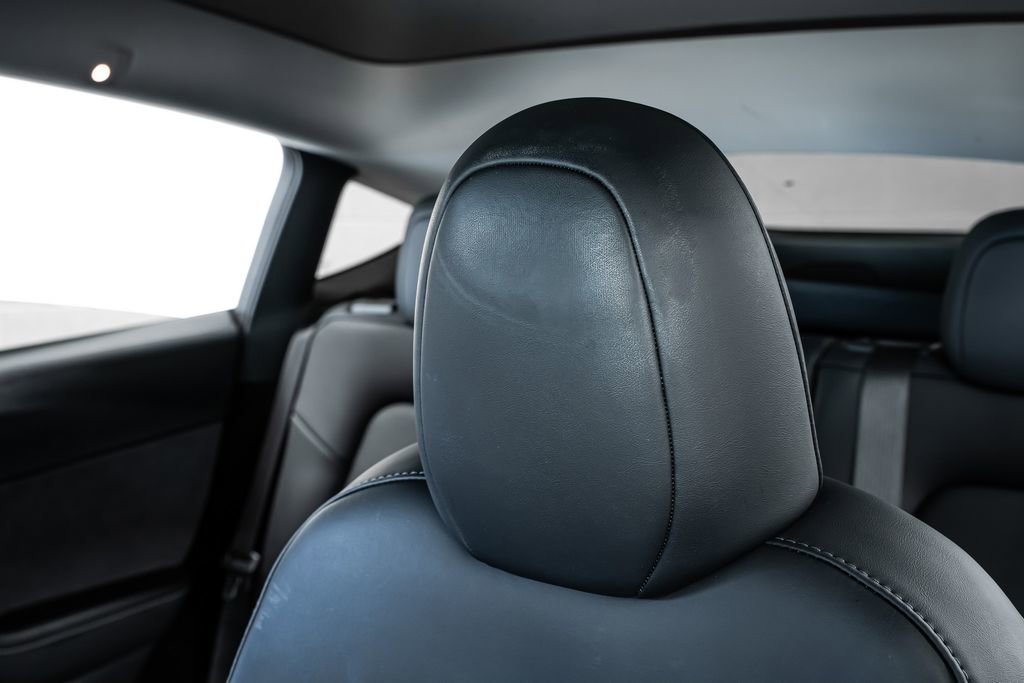 Used 2023 Tesla Model Y Long Range image 36