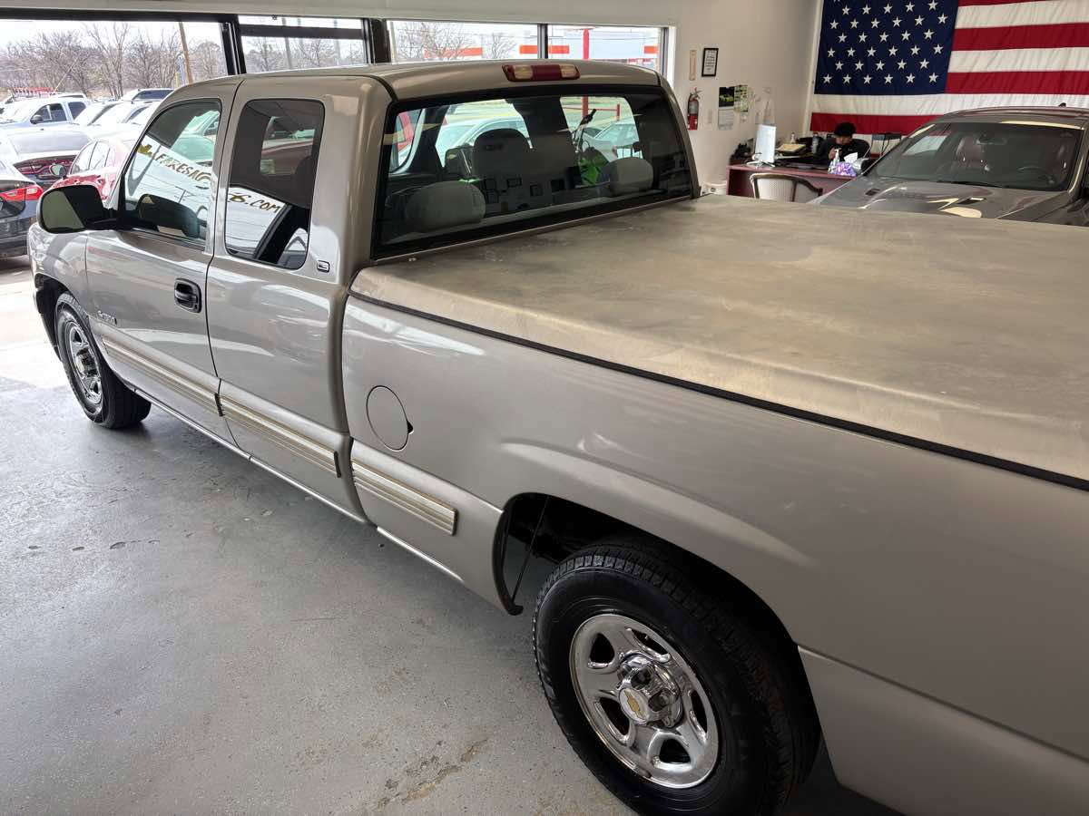 Used 1999 Chevrolet Silverado 1500 LS image 19
