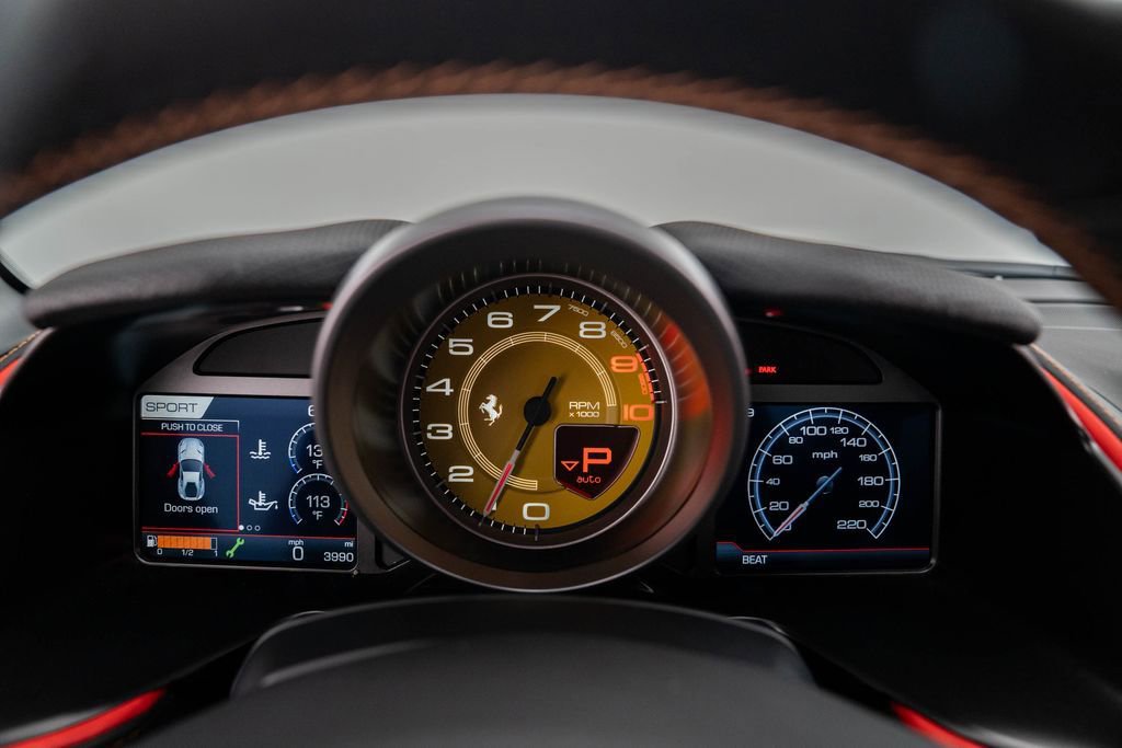 Used 2019 Ferrari 812 Superfast image 25