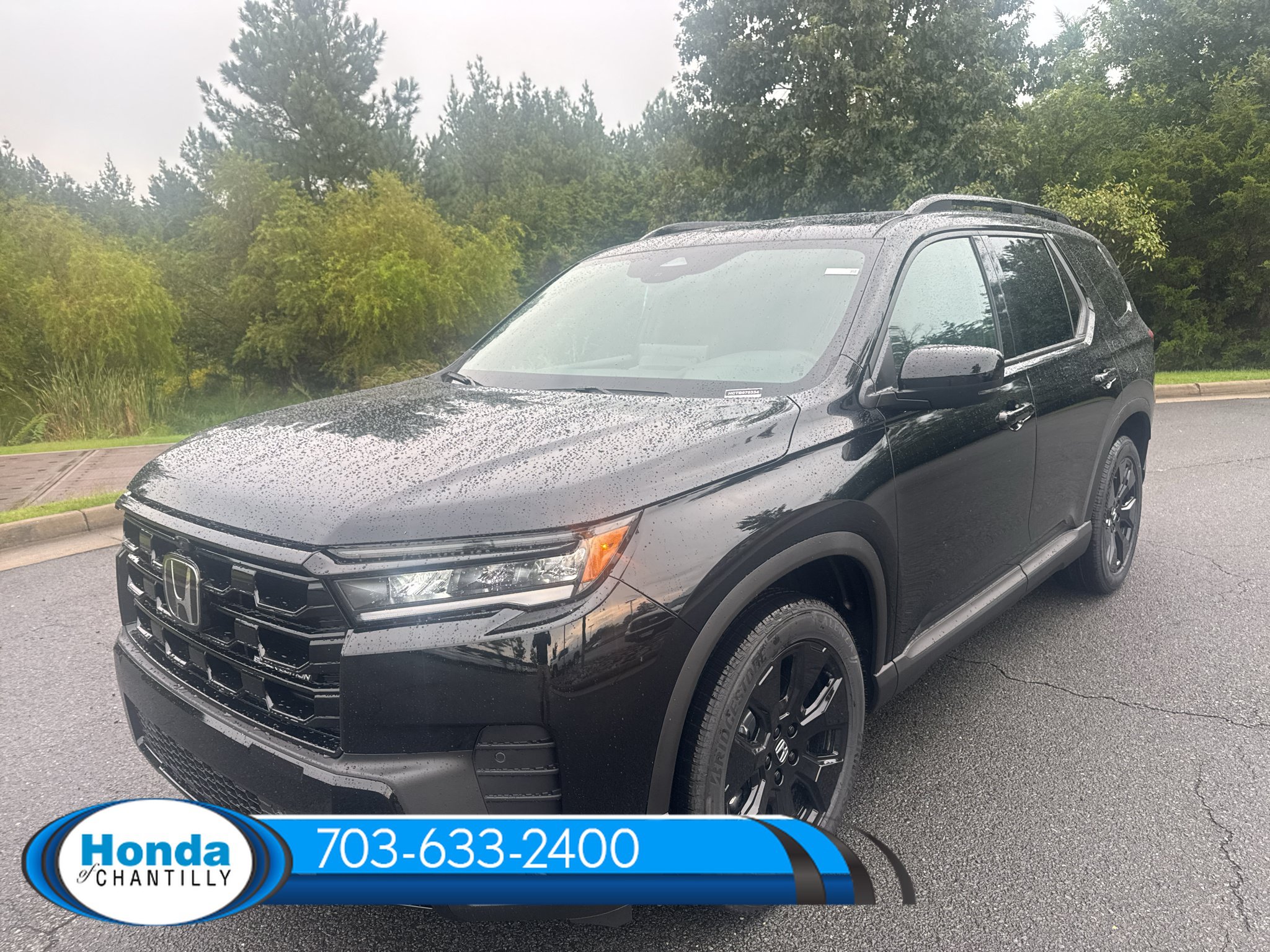 New 2026 Honda Pilot Black Edition image 3