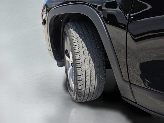 Used 2021 Jeep Cherokee Limited w/ Elite Package FWD image 43