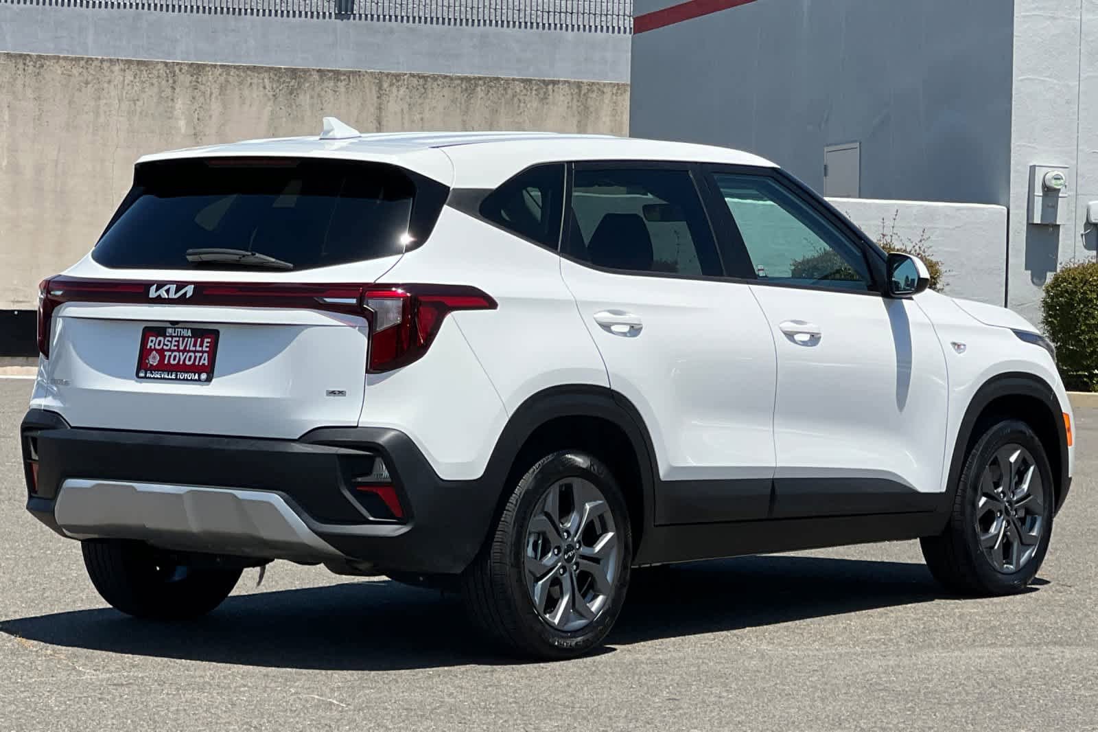 Used 2024 Kia Seltos LX AWD/4WD video 2