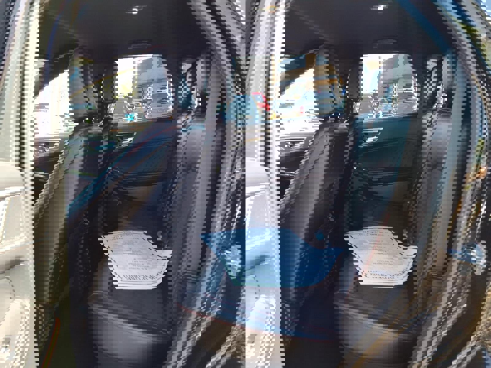 Used 2022 Ford Edge ST-Line image 17