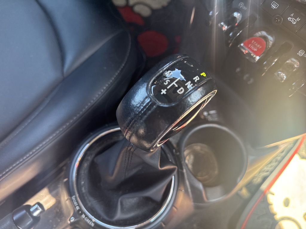 Used 2015 MINI Cooper 2-Door Hardtop image 40