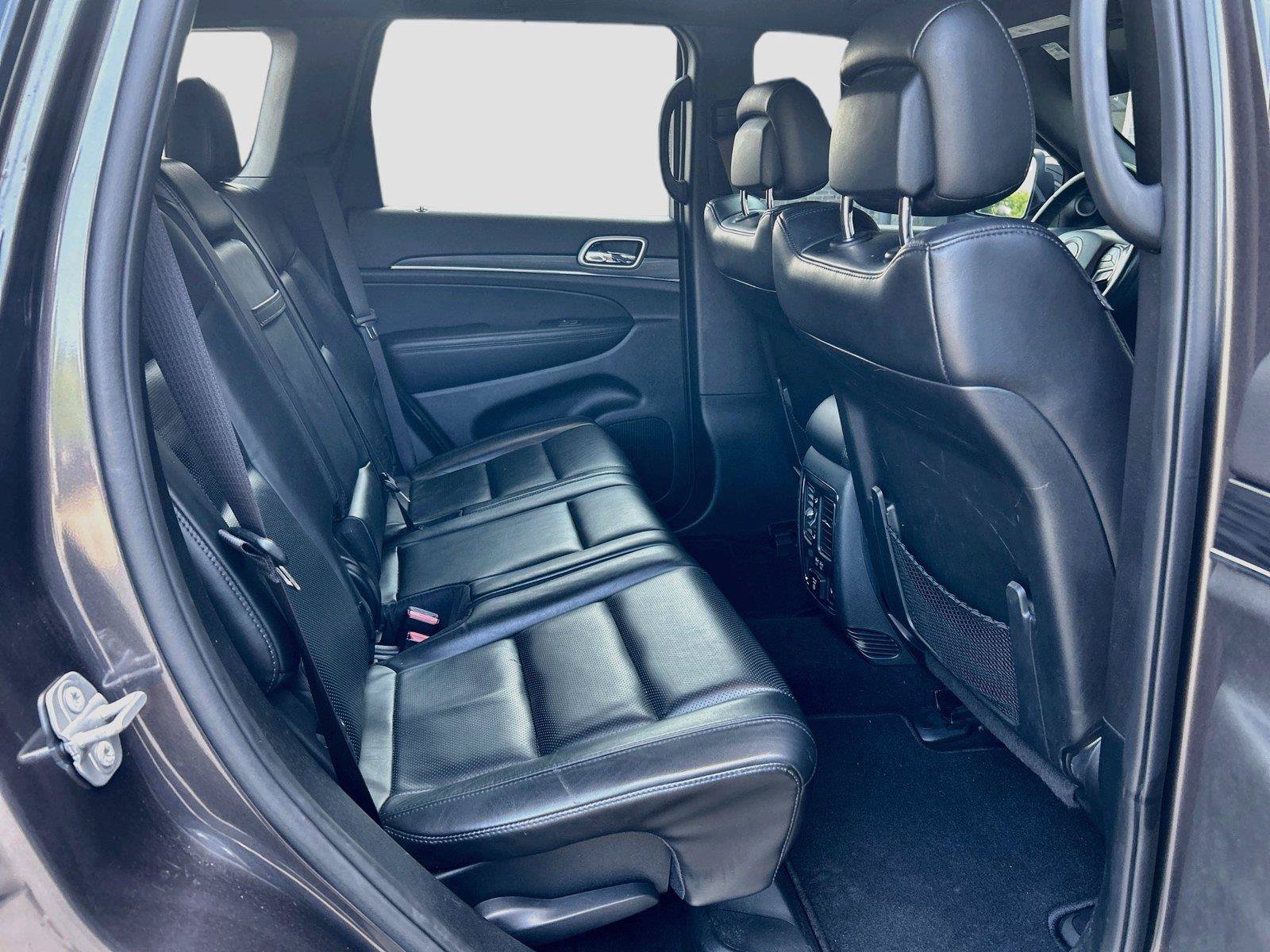 Used 2020 Jeep Grand Cherokee Limited w/ Luxury Group II RWD image 23