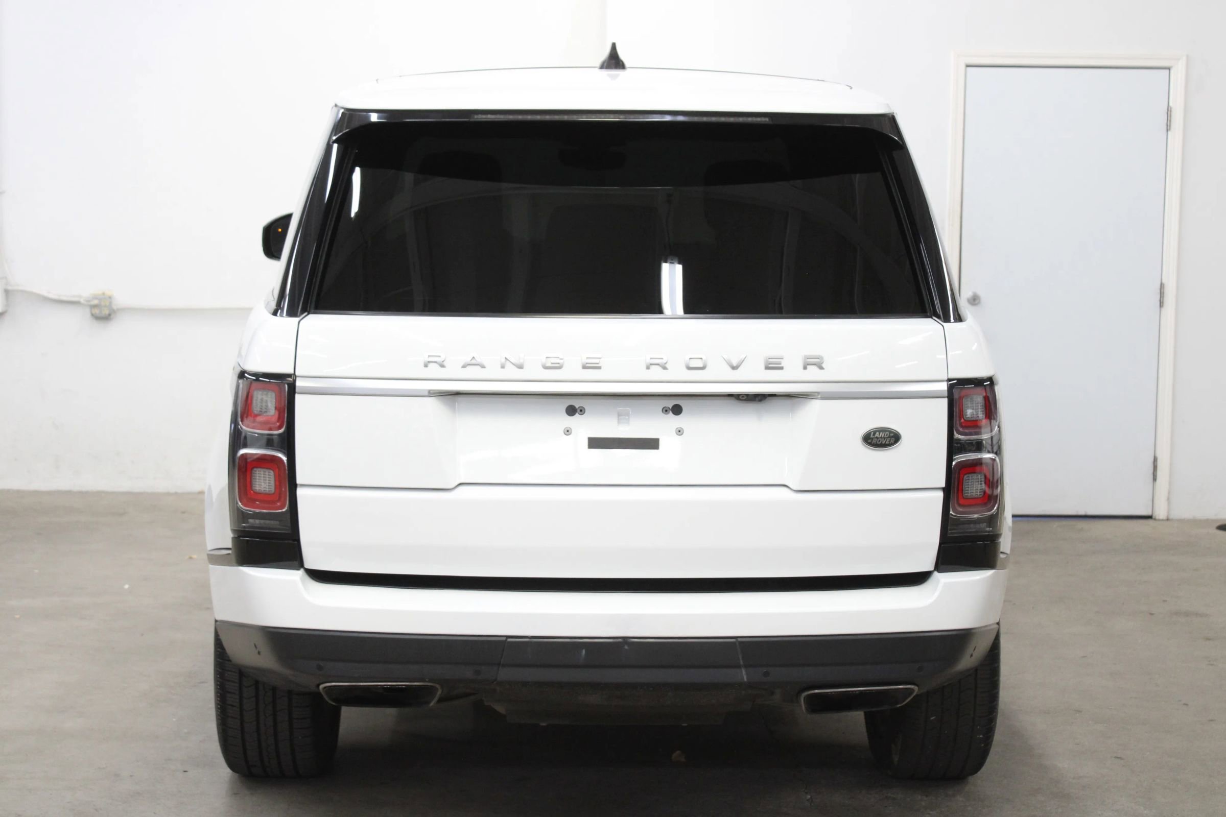 Used 2019 Land Rover Range Rover HSE image 5