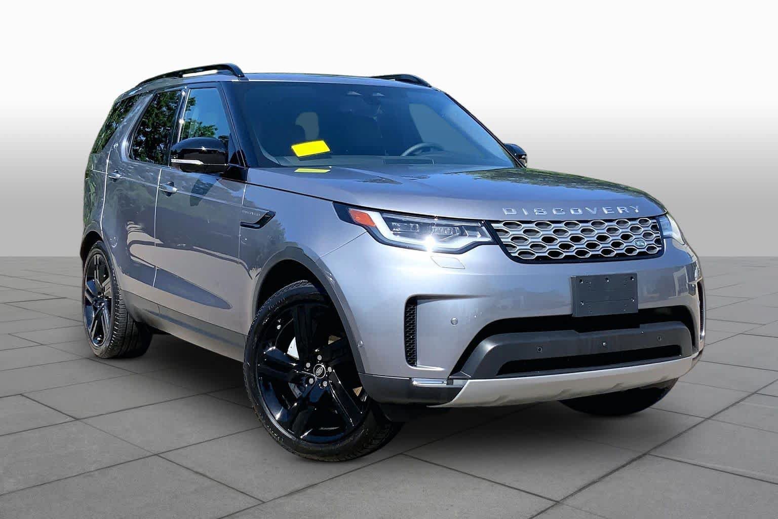 Used 2025 Land Rover Discovery S AWD/4WD image 3