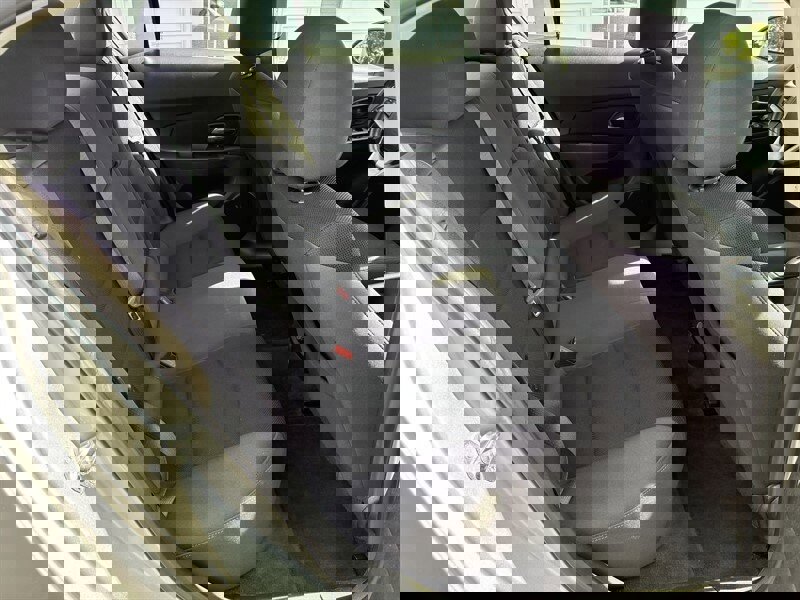 Used 2014 Chevrolet Cruze LT image 13