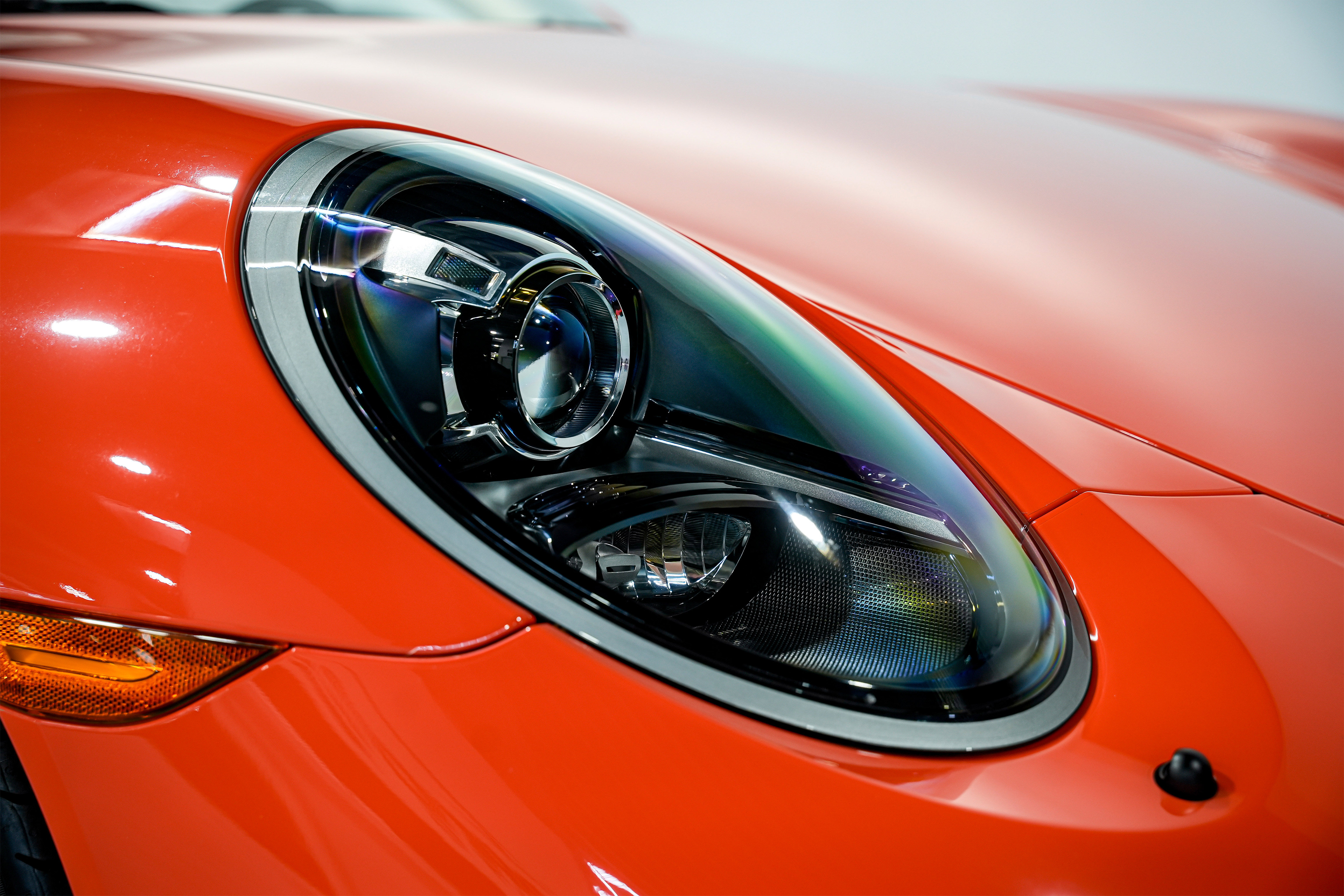 Used 2018 Porsche 911 Carrera GTS image 43