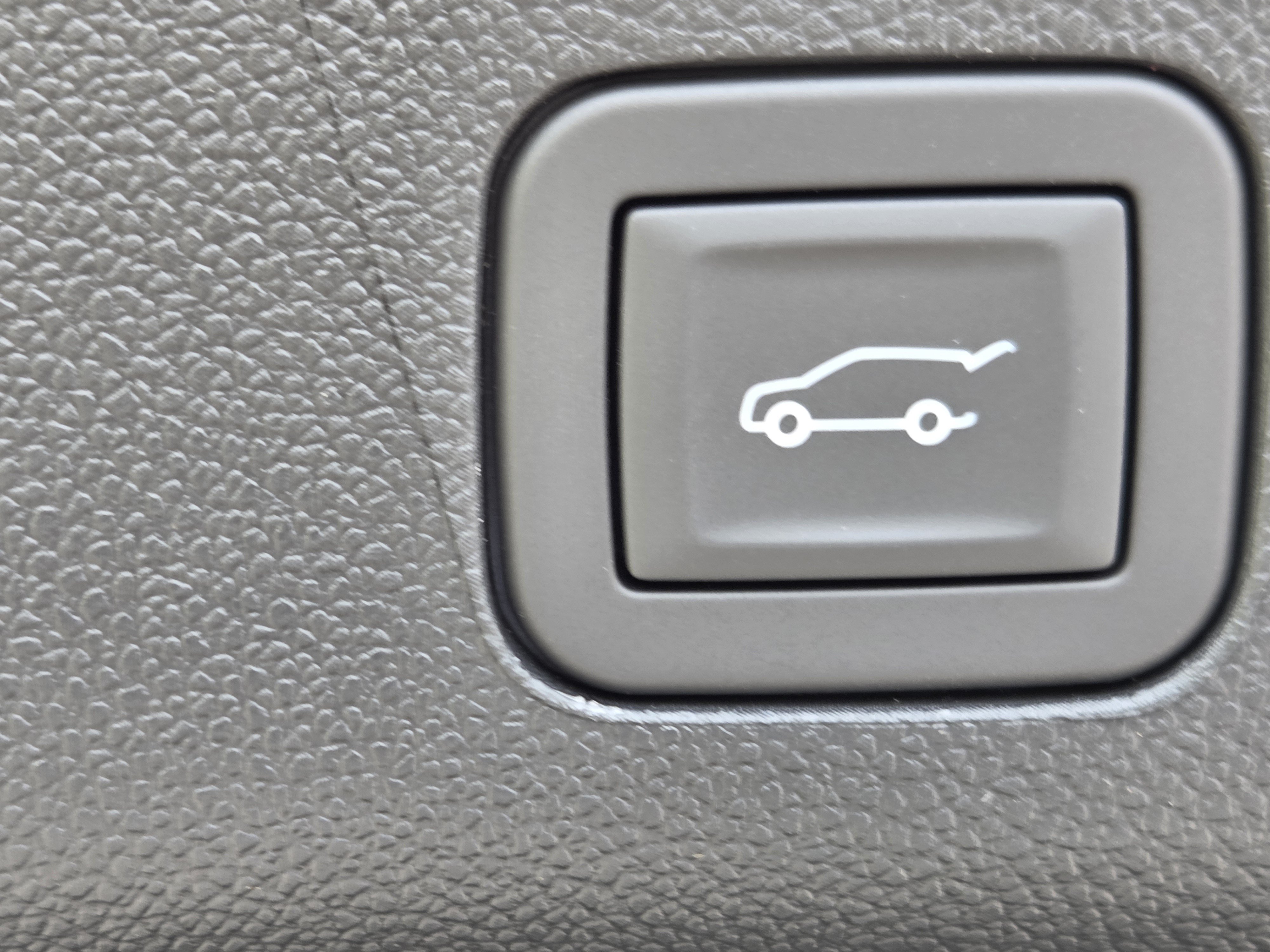 New 2026 Chevrolet Tahoe RST w/ Advanced Technology Package AWD/4WD image 8