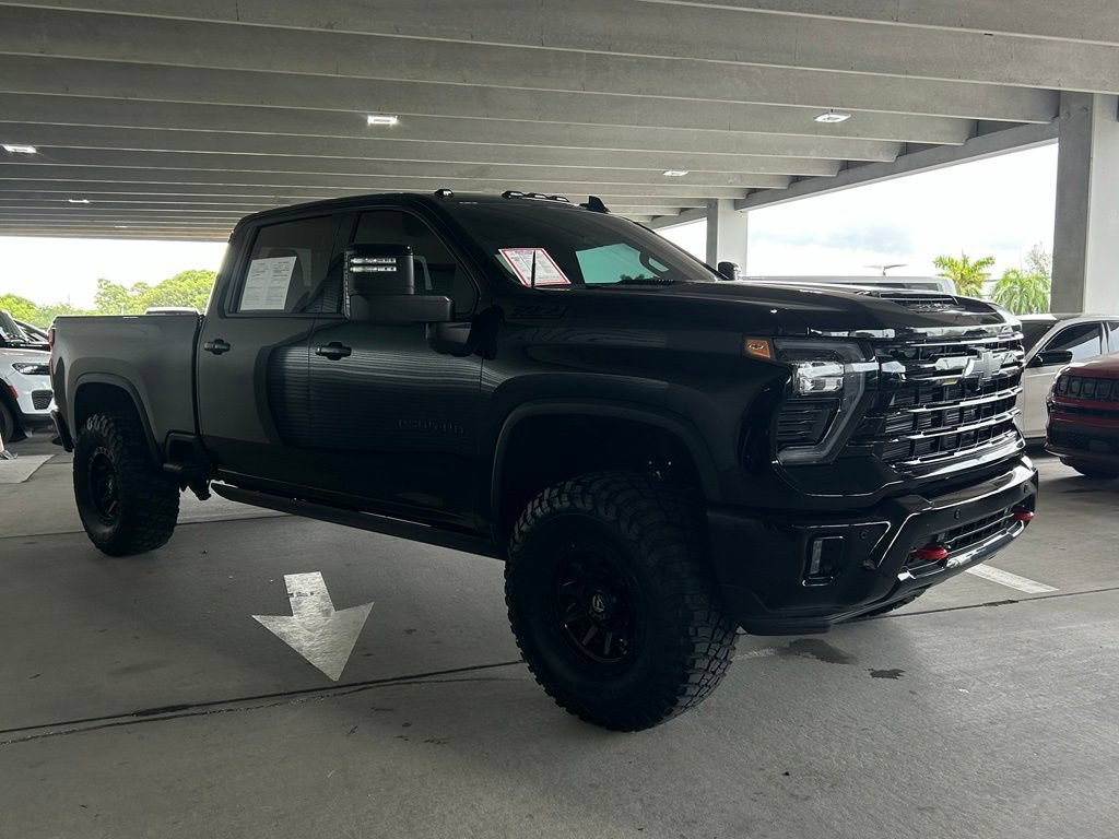 Used 2025 Chevrolet Silverado 2500 LTZ w/ Trail Boss Package AWD/4WD image 3