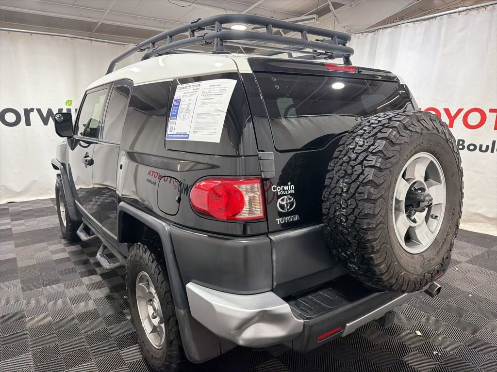 Used 2010 Toyota FJ Cruiser 4WD image 4