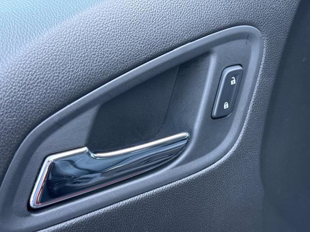 Used 2016 Chevrolet Colorado Z71 image 7