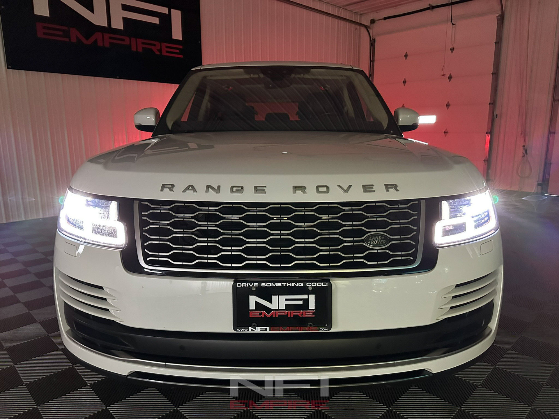 Used 2018 Land Rover Range Rover Supercharged AWD/4WD image 57