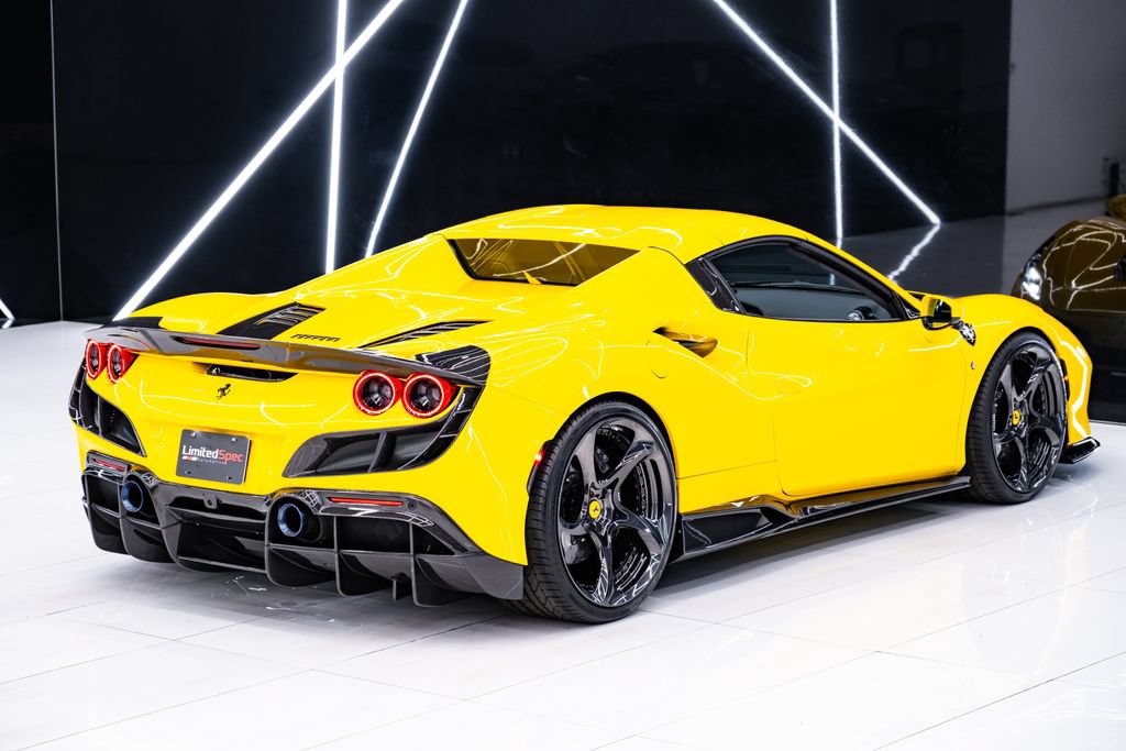 Used 2021 Ferrari F8 Tributo RWD image 29