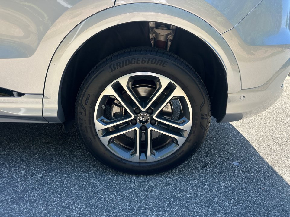Certified 2025 Audi Q5 Premium Plus w/ Premium Plus AWD/4WD image 22