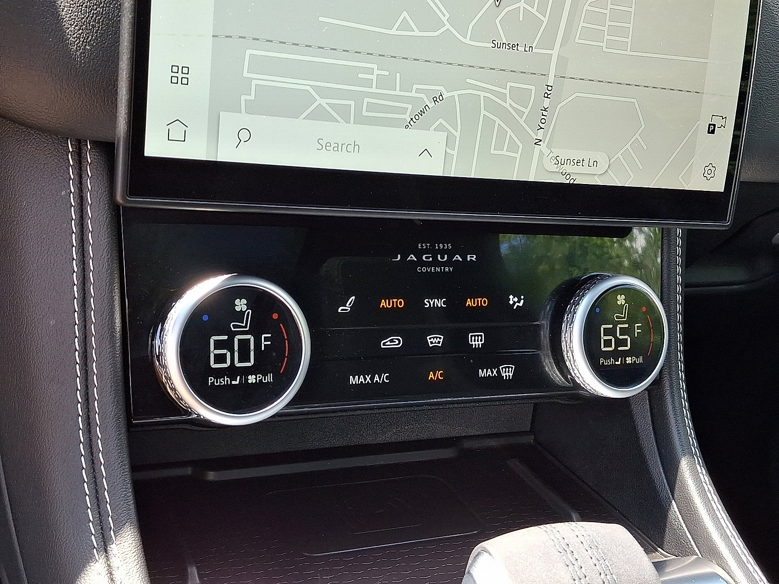 Used 2025 Jaguar F-PACE R-Dynamic S image 16