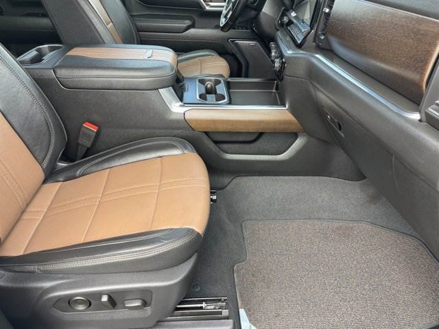 Used 2024 Chevrolet Silverado 3500 High Country image 10