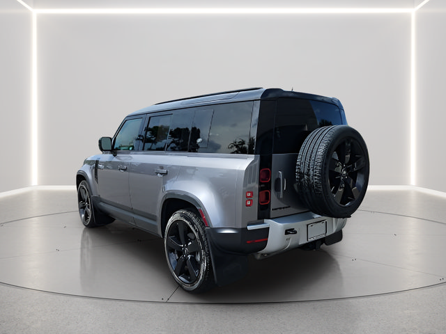 Certified 2024 Land Rover Defender 110 S AWD/4WD image 3