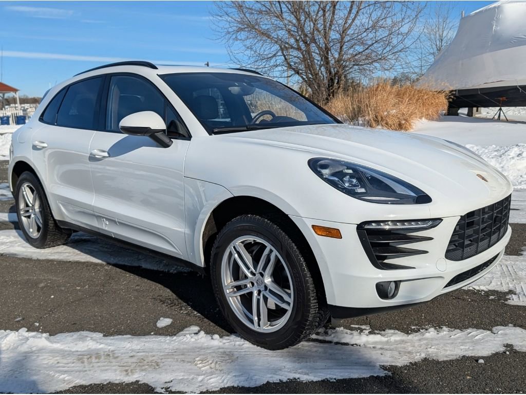 Used 2018 Porsche Macan S AWD/4WD image 3