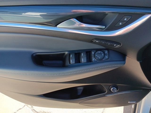 Used 2024 Buick Enclave Premium image 23