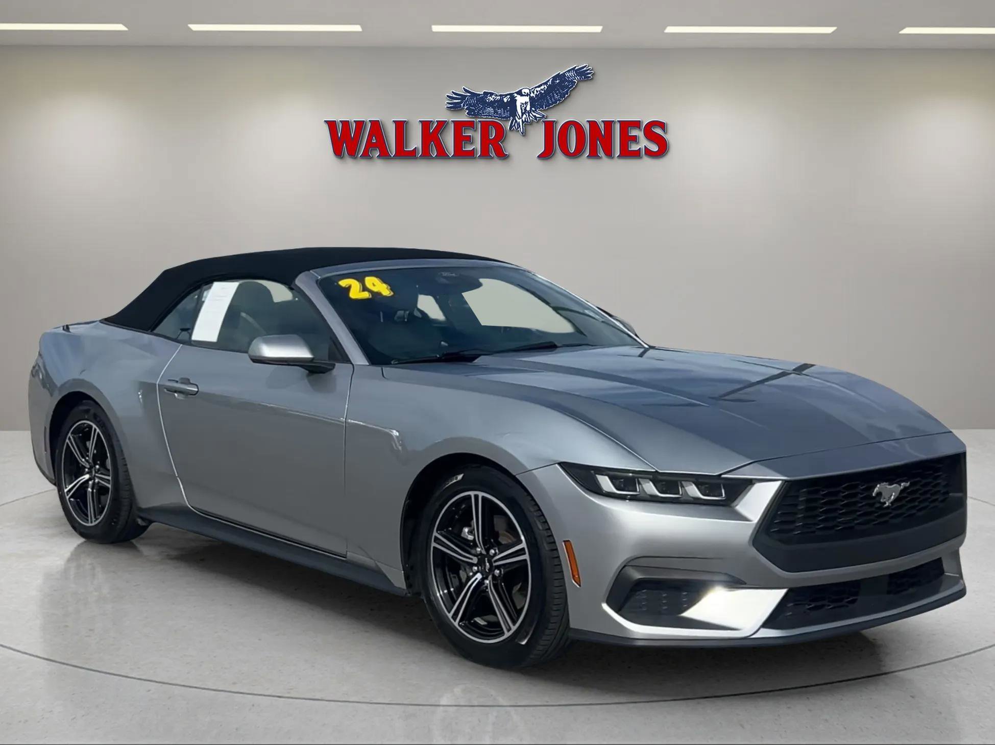 Used 2024 Ford Mustang Premium RWD image 1