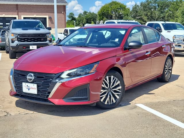 Used 2025 Nissan Altima 2.5 SV FWD image 31
