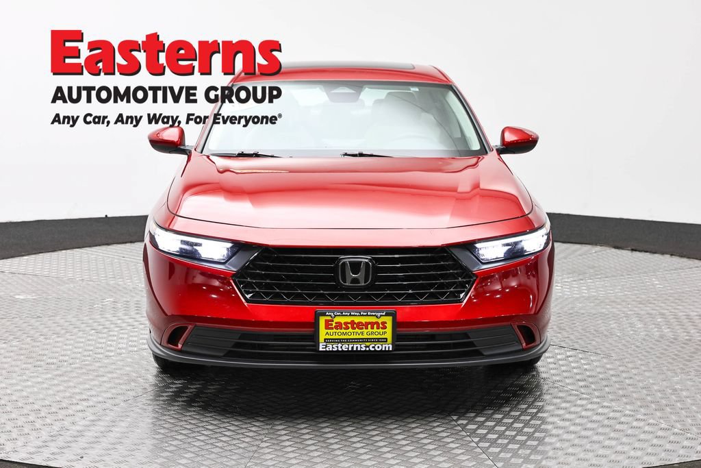Used 2023 Honda Accord EX image 2