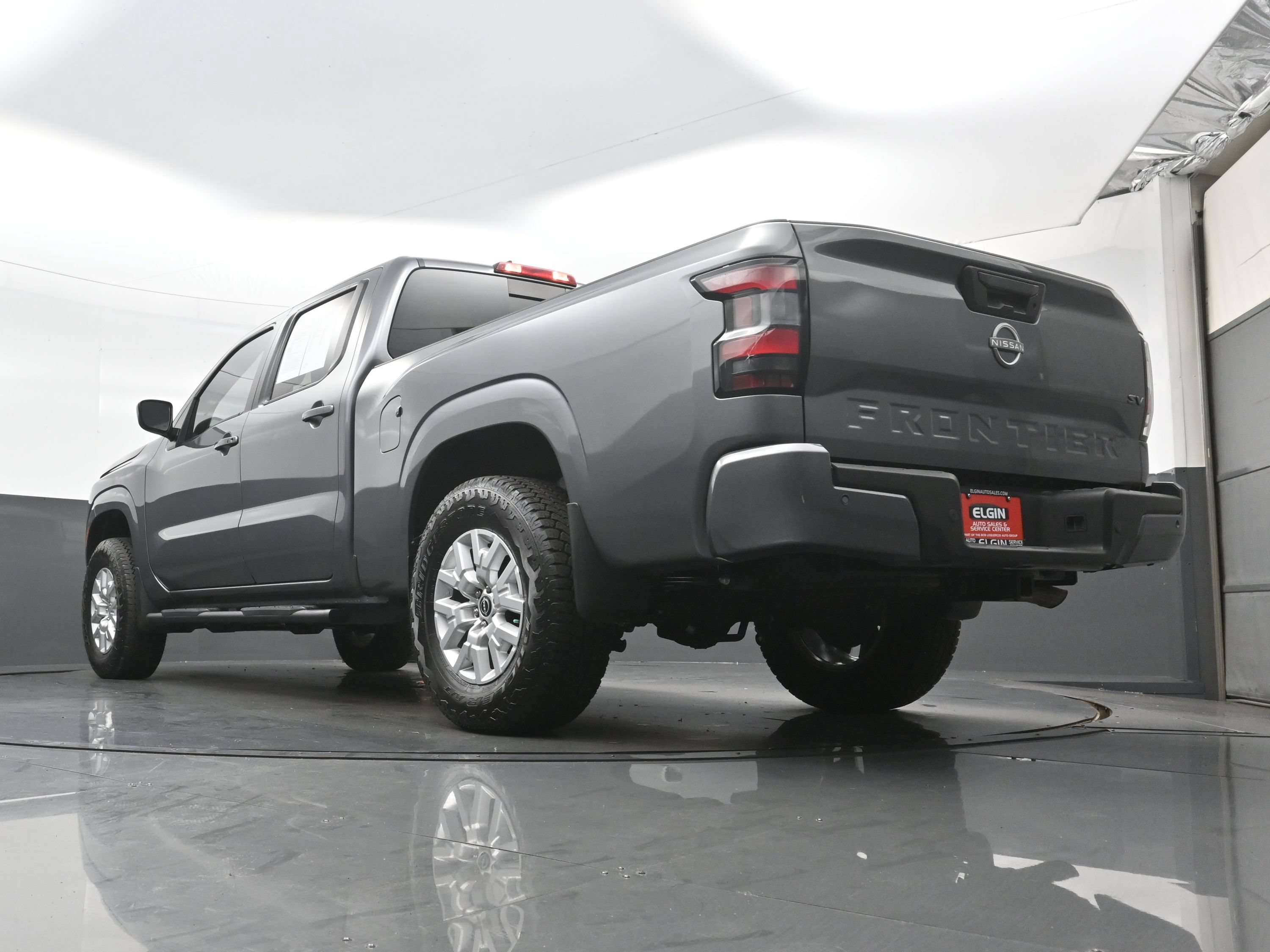 Used 2024 Nissan Frontier SV w/ Technology Package RWD image 29