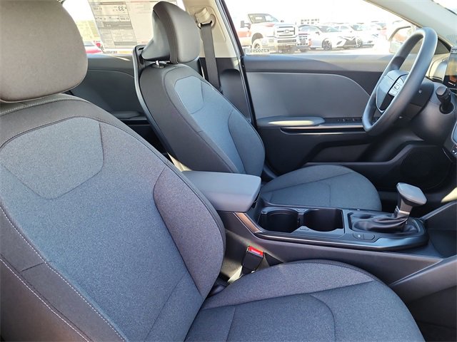 New 2025 Kia K4 LXS image 16