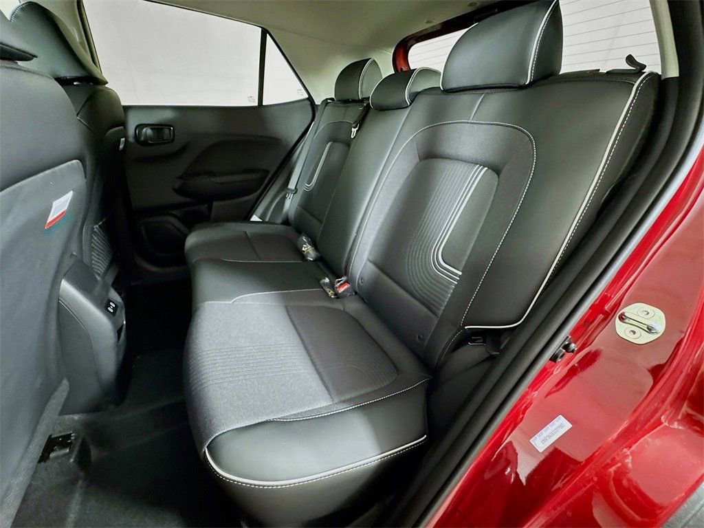 New 2025 Hyundai Venue Limited image 14