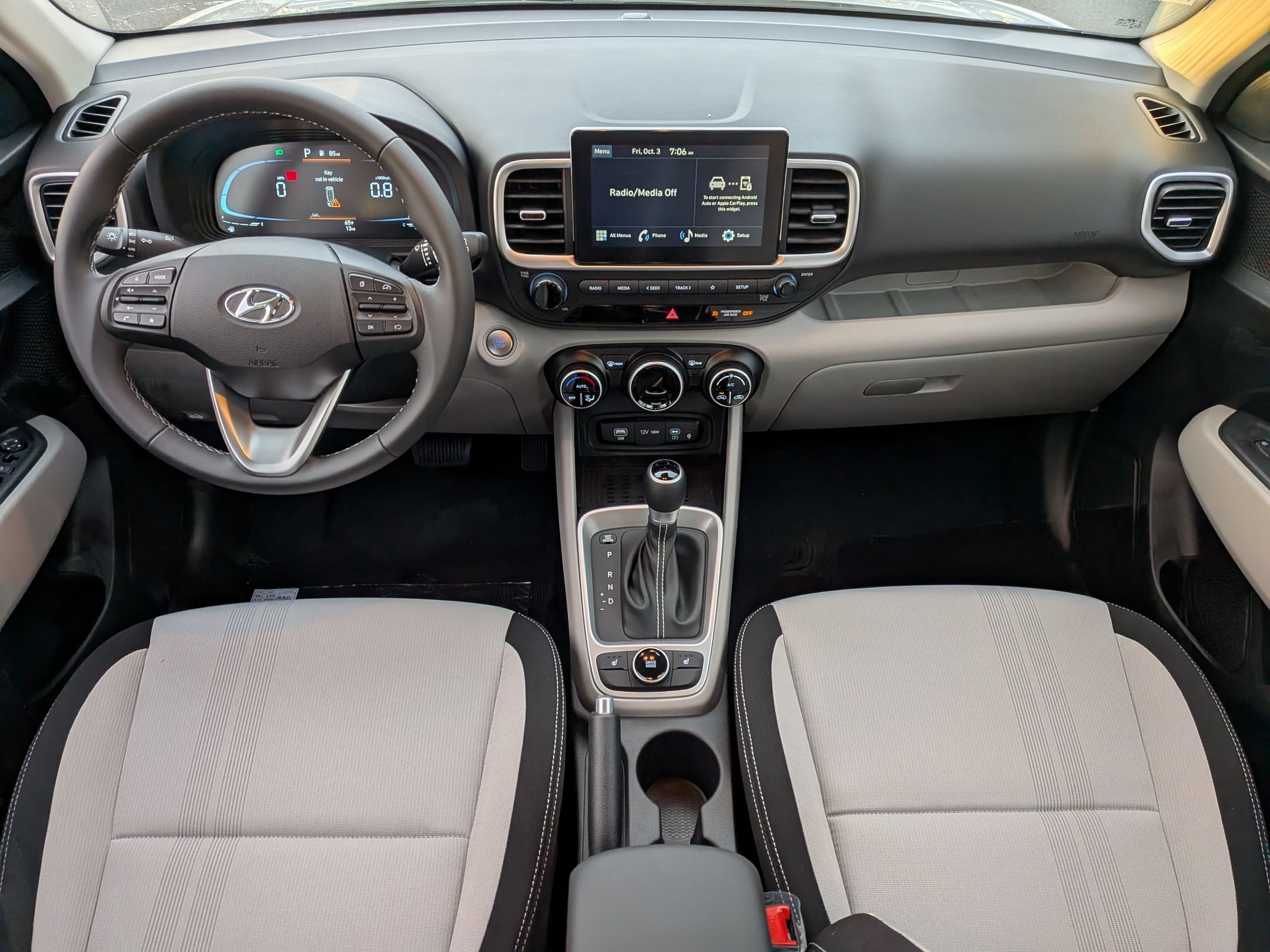 New 2026 Hyundai Venue SEL FWD image 21