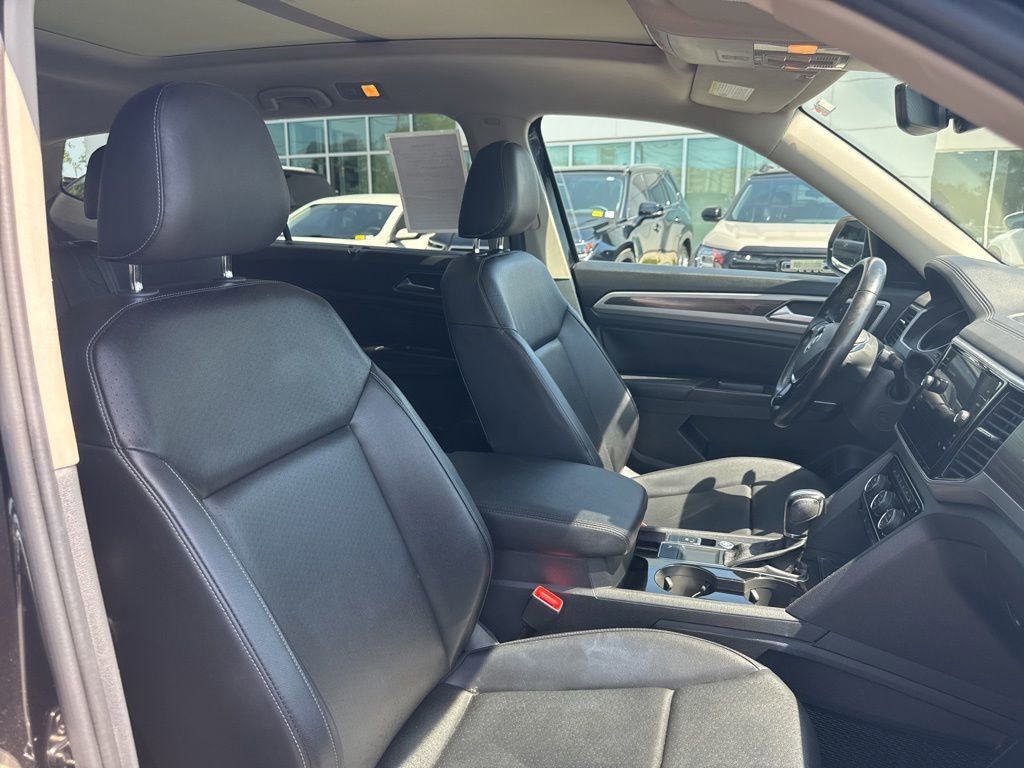 Used 2018 Volkswagen Atlas SEL FWD image 20