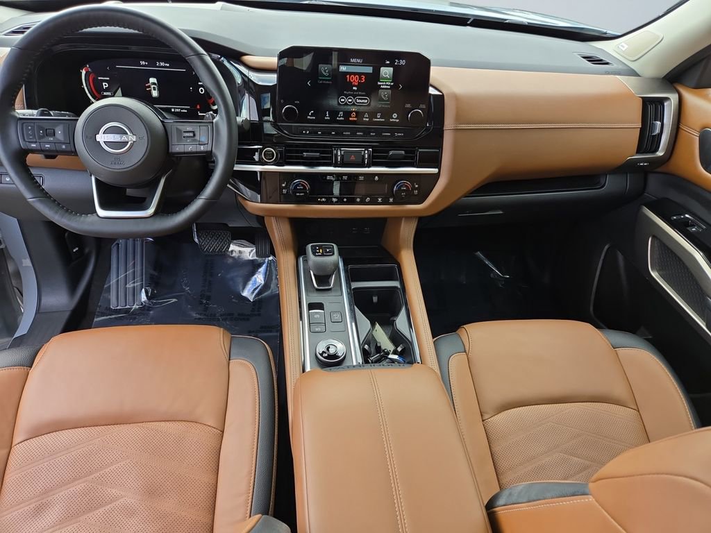 Used 2023 Nissan Pathfinder Platinum w/ Lighting Package (N92) image 10