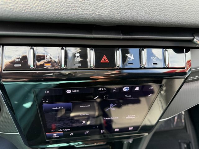 Used 2024 Jeep Grand Cherokee Laredo w/ MOPAR Finishing Package image 14