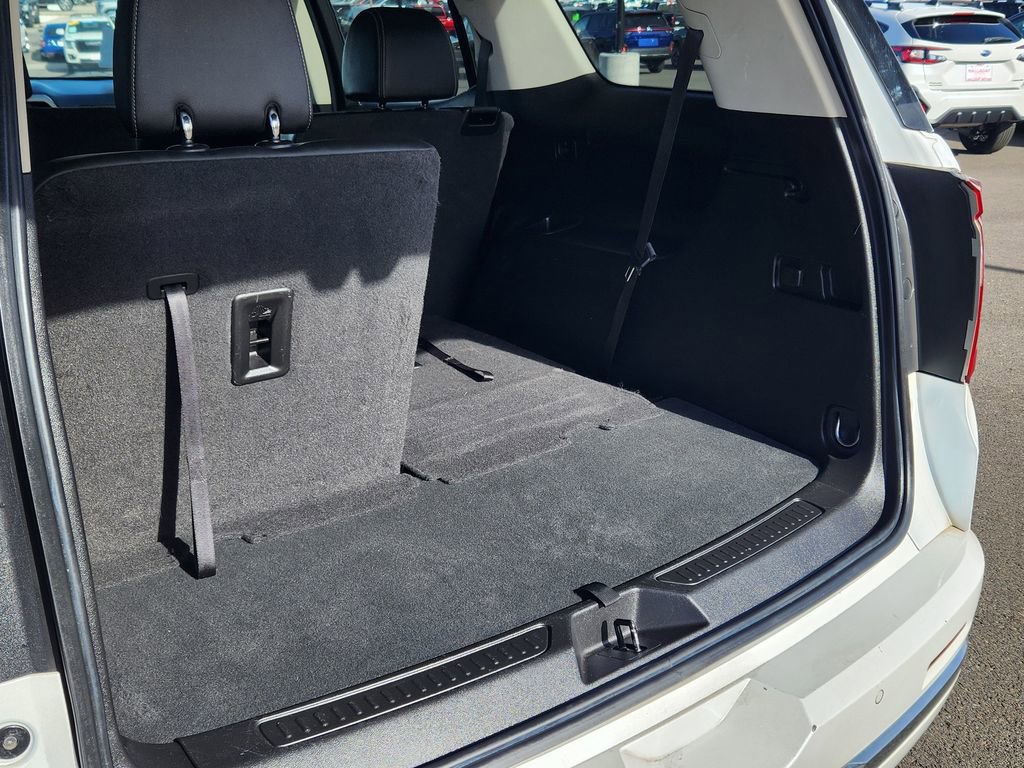 Certified 2022 GMC Acadia Denali w/ Denali Ultimate Package image 16