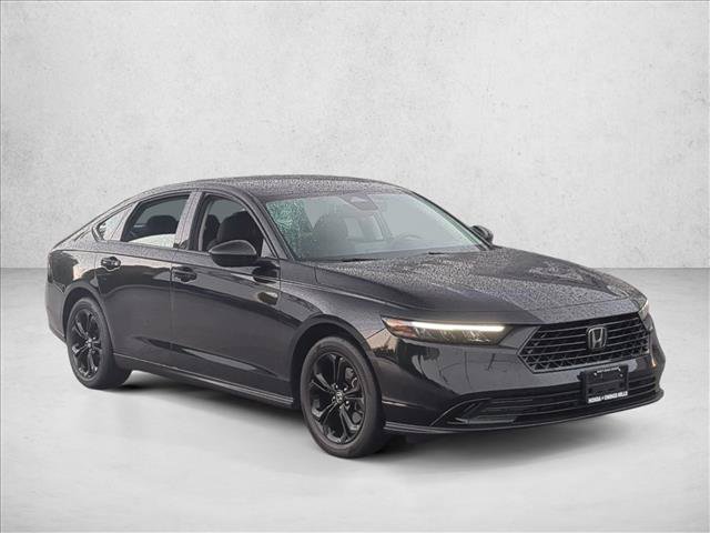 Used 2025 Honda Accord SE image 3