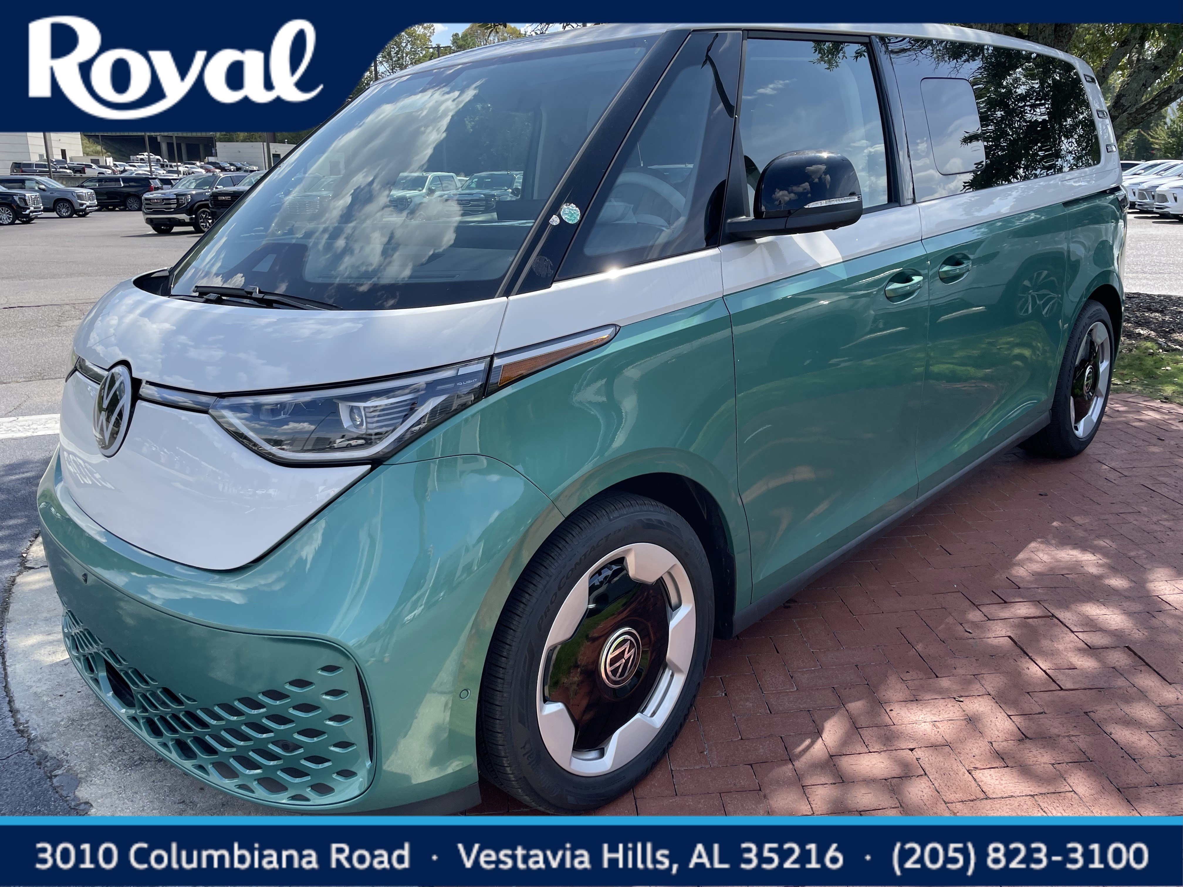 New 2025 Volkswagen ID. Buzz Pro S Plus