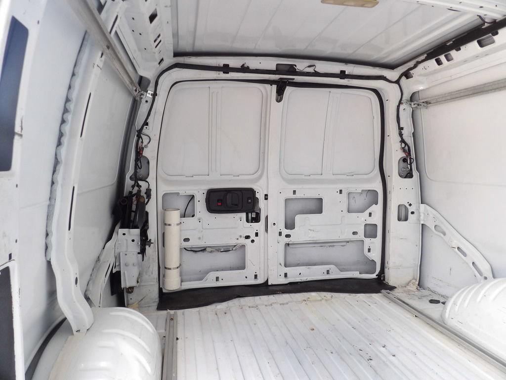 Used 2016 Chevrolet Express 2500 RWD image 31